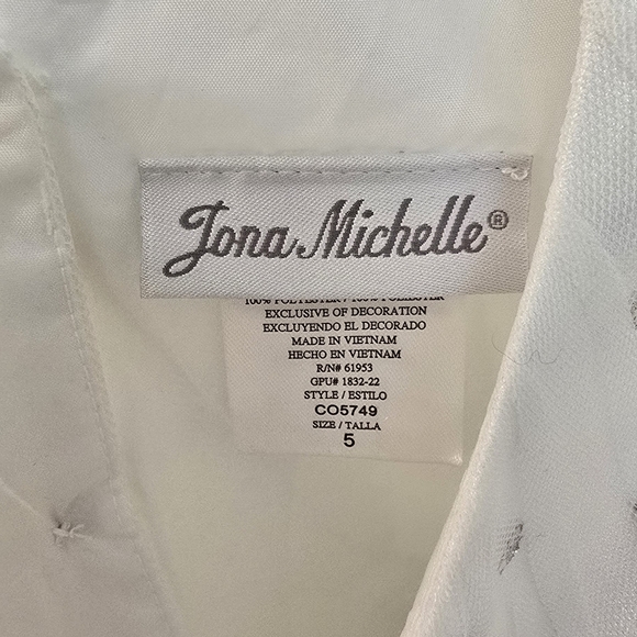 Jona Michelle Girls Cream Dress with Sparkle Details, Size 5 (1205) - Picture 4 of 6